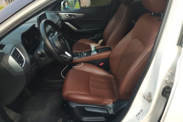 Used Mazda CX-4 2018 2.0L Automatic Two-Wheel Drive Blue Sky Dynamic Version China VI Standard
