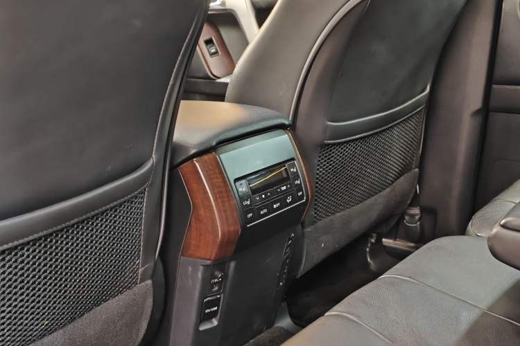 Used Toyota Prado 2016 3.5L Automatic TX-L NAVI