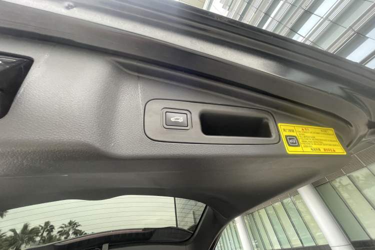 Used Honda CR-V 2021 240TURBO CVT 2WD Black Jazz Edition Exterior 9