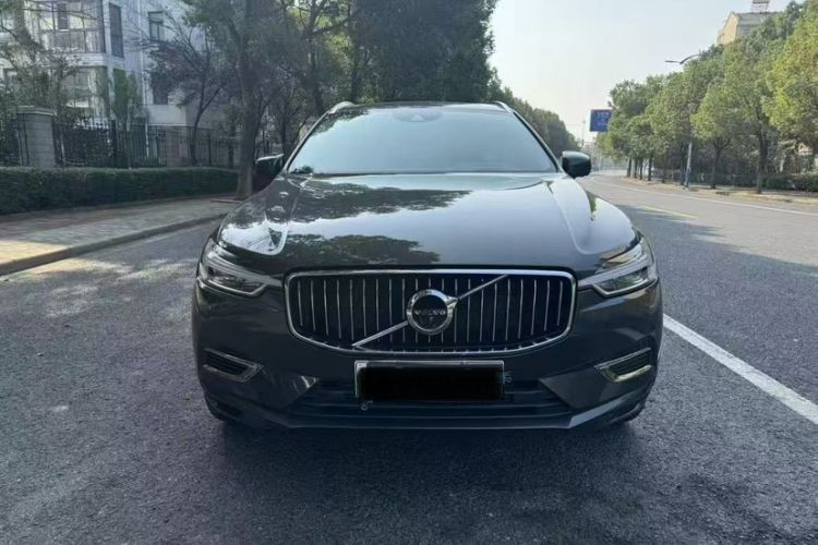 Used Volvo XC60 New Energy 2019 T8 E-Drive Hybrid Prestige Luxury Version China V Standard
