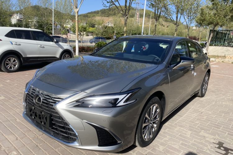 Used Lexus ES 2025 200 Premium Edition