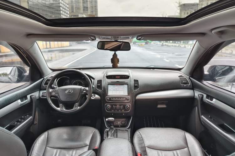 Used Kia Sorento 2013 2.4L 7-seat Gasoline Luxury Edition
