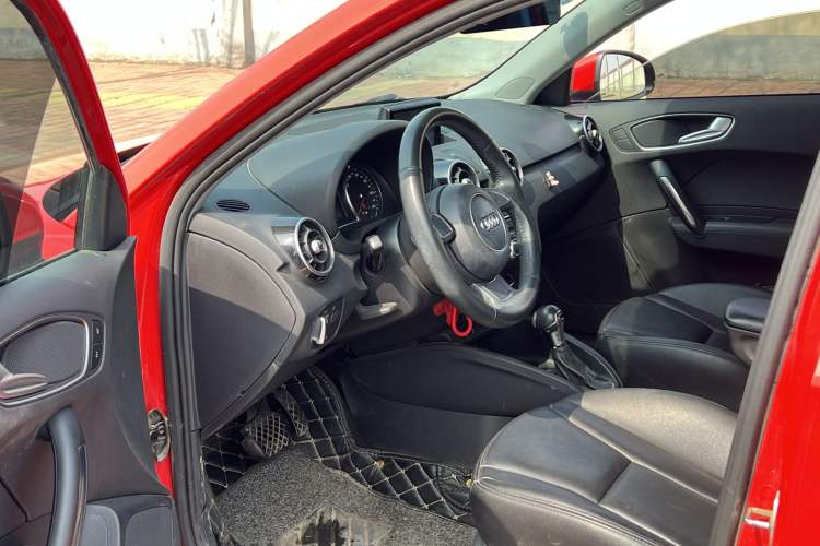 Used Audi A1 2016 30 TFSI Sportback Design Fashion Edition