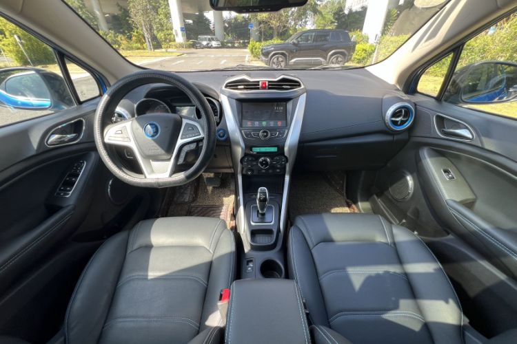 Used BYD Yuan New Energy 2018 EV360 Smart Connect Cool Edition Interior 2