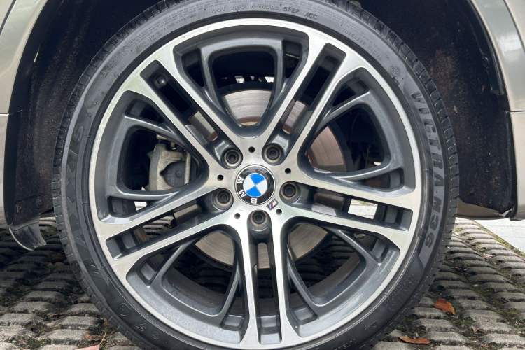 Used BMW X4 2016 xDrive20i M Sport Edition Exterior 5