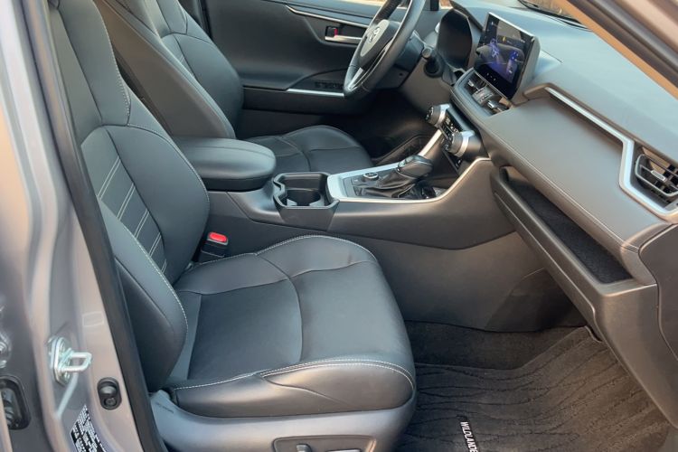 Used Toyota Wildlander 2023 Dual-Motor 2.5L E-CVT Four-Wheel Drive Prestige Edition
