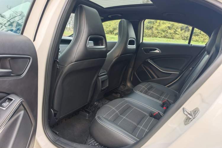 Used Mercedes-Benz A-Class (Import) 2016 A 200 Fashion Model