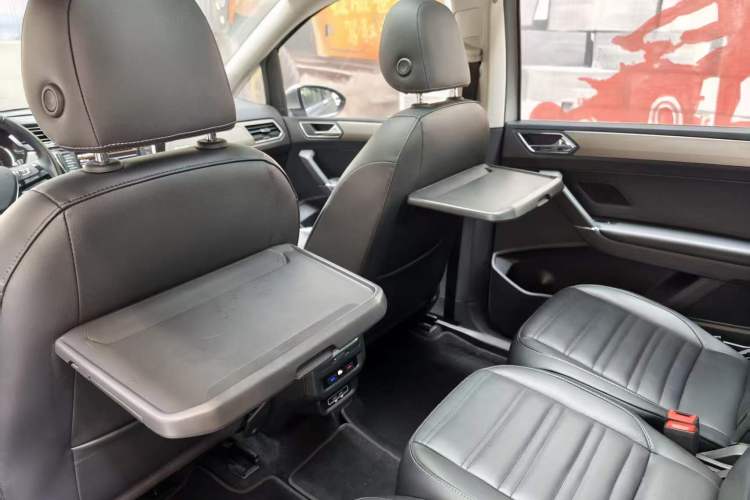 Used Volkswagen Touran 2018 Volkswagen Touran L 280TSI DSG Boundary Edition 7 Seats China V Emission Standard