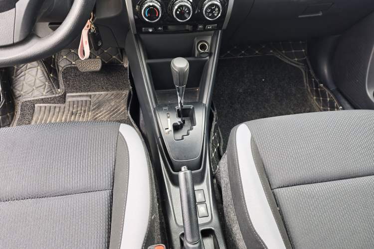 Used Toyota YARiS L Zhi Xuan 2021 X-Trail 1.5L CVT Leading Edition Gear Lever
