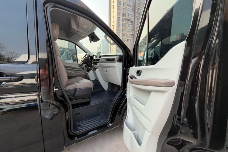 Used Foton Tianyuan V 2024 Tuyano V PRO Premium Minivan 2.0T Manual Long Wheelbase Mid-Height Roof Rear Single Tire – 7/9 Seater
