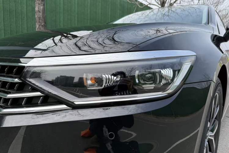 Used Volkswagen Magotan 2020 330TSI DSG Leading Model Left Front Headlight