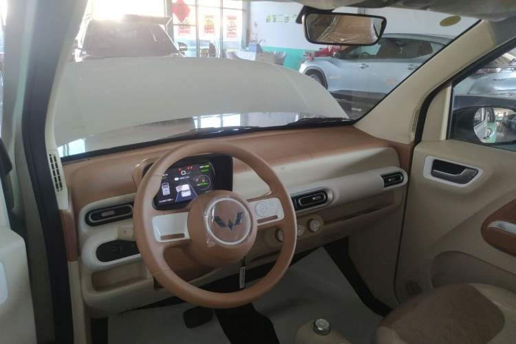 Used Wuling Hongguang MINIEV 2024 3rd Generation 215km Youth Edition