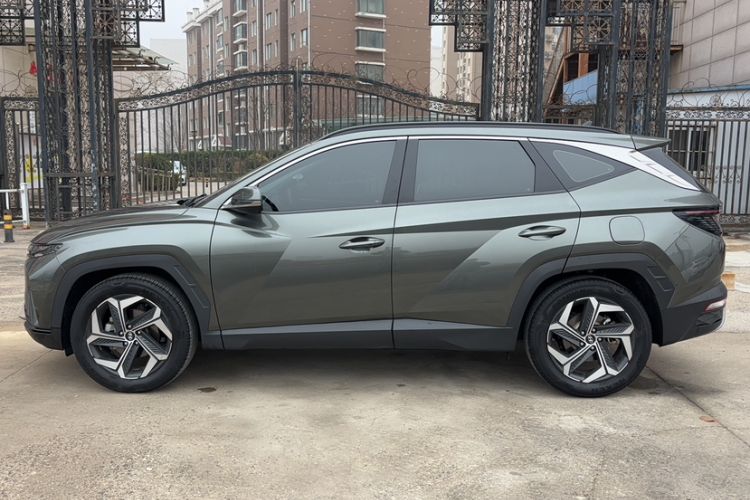 Used Hyundai Tucson 2023 Tucson L 1.5T Automatic Two-Wheel Drive DLX Luxury Edition
