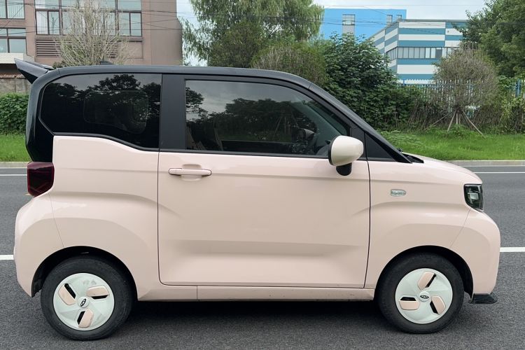 Used Chery New Energy QQ Ice Cream 2022 170km Sundae Phosphate Lithium-Ion