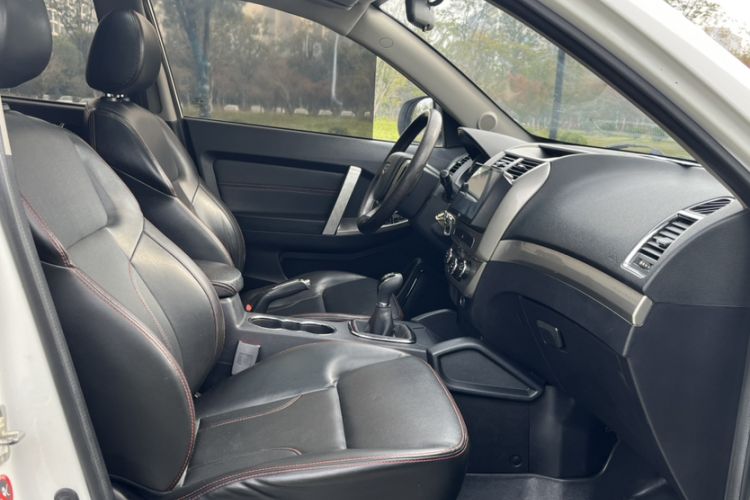 Used Geely Auto GX7 2015 Classic Edition 1.8L Manual Elite Model China V Standard