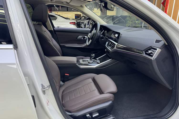 Used BMW 3 Series 2020 Restyled 325Li M Sport Package
