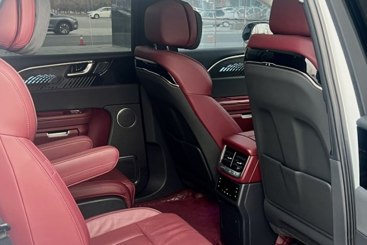 Used Hongqi E-HS9 2022 660 km Range Flagway Edition Six Seats
