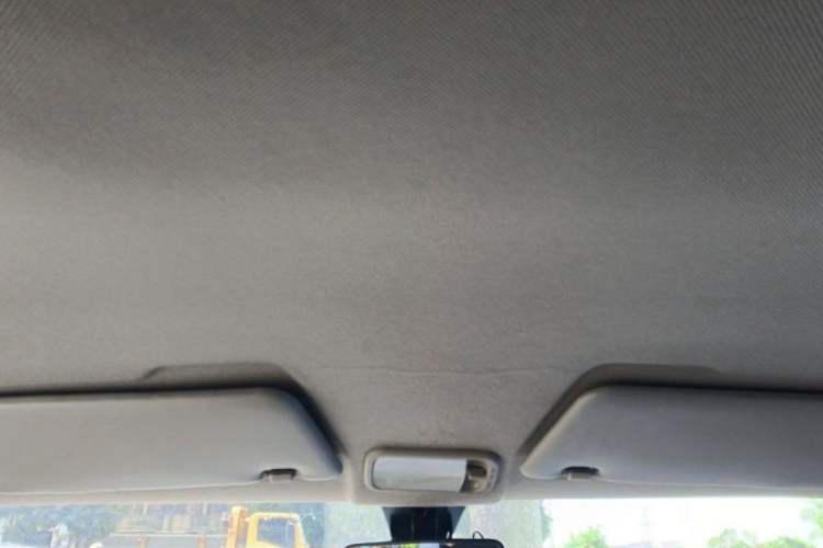 Used Wuling Hongguang MINIEV 2022 Macaron Premium Model – Lithium Ternary Battery Interior 9