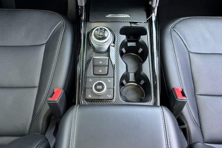 Used Ford Explorer 2020 EcoBoost 285 4x4 Titanium Edition 6 Seats