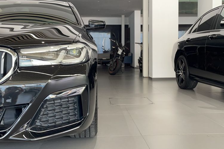 Used BMW 5 Series 2023 Restyled 530Li Leading Edition M Sport Package