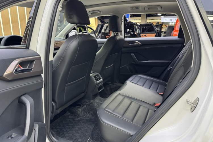 Used Volkswagen Tharu 2021 280TSI Two-Wheel-Drive Flagship Edition
