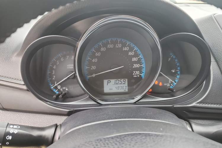 Used Toyota YARiS L Zhi Xuan 2016 Revised 1.5E CVT Charming Edition Odometer Close Up