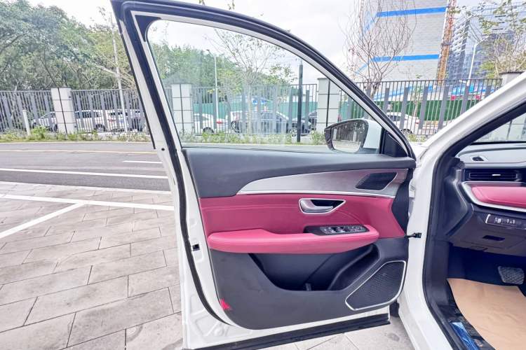 Used JETOUR X70 PLUS 2025 Champion Edition 1.5T DCT Champion PRO 7-Seater Interior 9