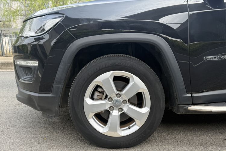 Used Jeep Compass 2017 200T Automatic Family Edition
