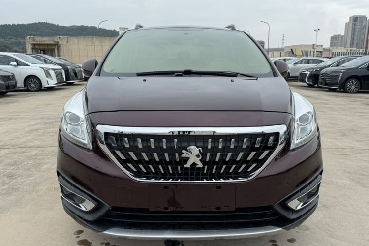 Used Peugeot 3008 2016 2.0L Automatic Classic Edition
