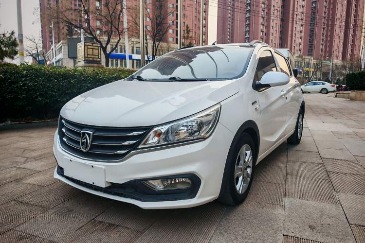 Used Baojun 310 2017 1.5L Manual Fashion Model
