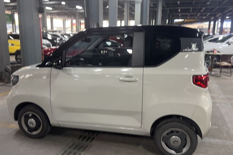 Used Wuling Hongguang MINIEV 2022 Macaron Fashion Model Lithium Iron Phosphate Exterior 2