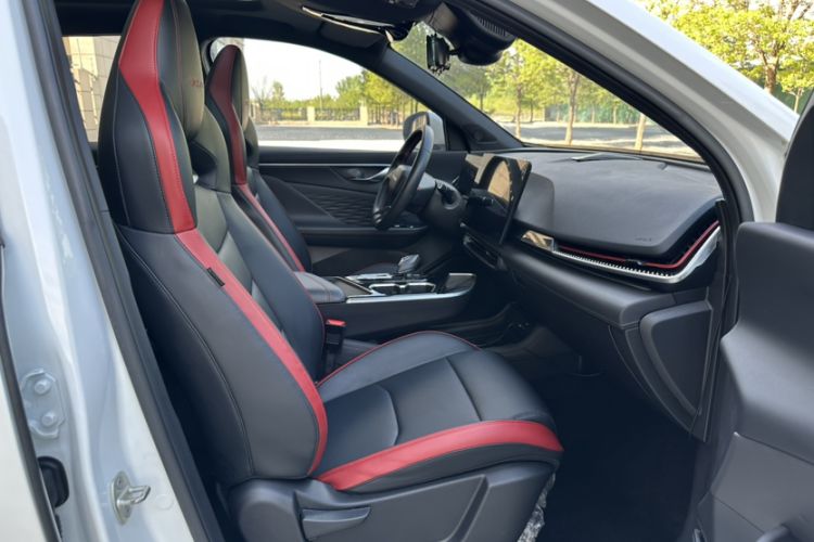 Used BAIC Rubik 2023 1.5T DCT Golden Edition Interior 4