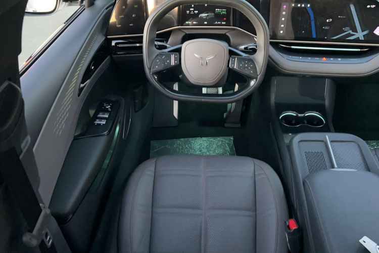 Used Hongqi EH7 2024 760 Pro+ Four-Wheel Drive Version
