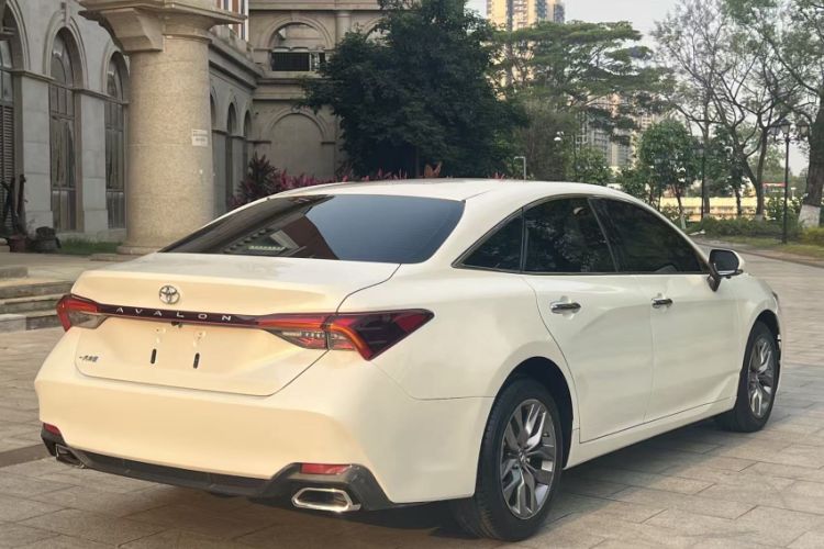 Used Toyota Avalon 2019 2.0L Luxury Edition China VI Standard