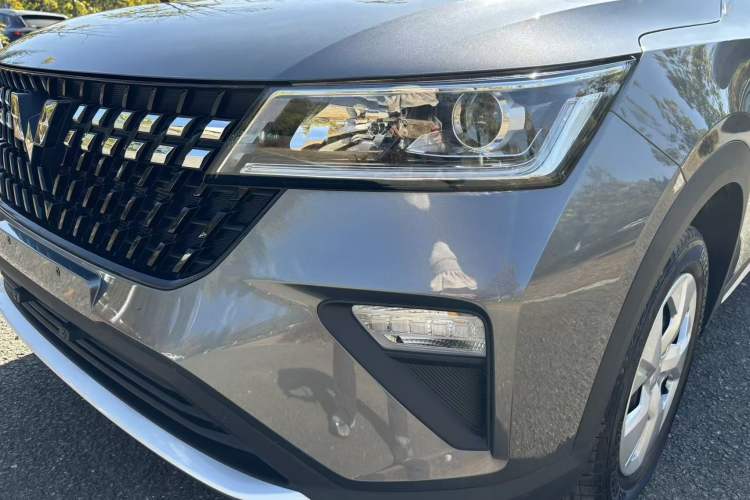 Used Wuling Alvez 2022 1.5L Manual Free-Style Model