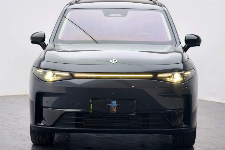 Used Leapmotor C16 2024 Range-Extended 200 Luxury Edition
