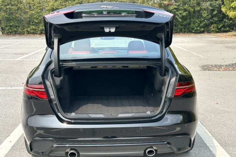 Used Jaguar XEL 2023 2.0T 250 PS R-DYNAMIC S Advanced Sport Edition
