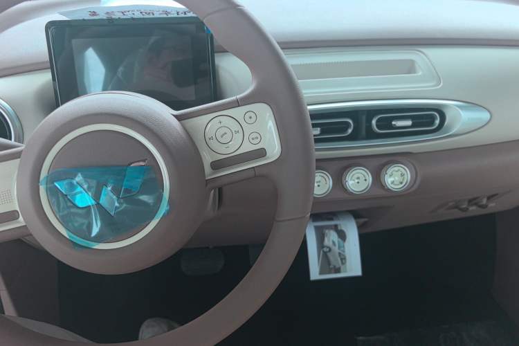 Used Wuling Hongguang MINIEV 2025 Four-Door Version Advanced Edition