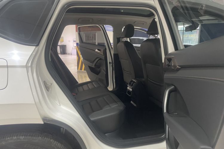 Used Volkswagen Tharu 2021 280TSI Two-Wheel Drive Comfort Edition Interior 8