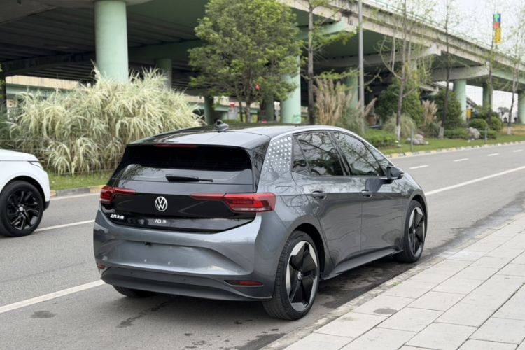 Used Volkswagen ID.3 2023 Upgraded Model Pure Intelligent Enjoyment Version Exterior 6