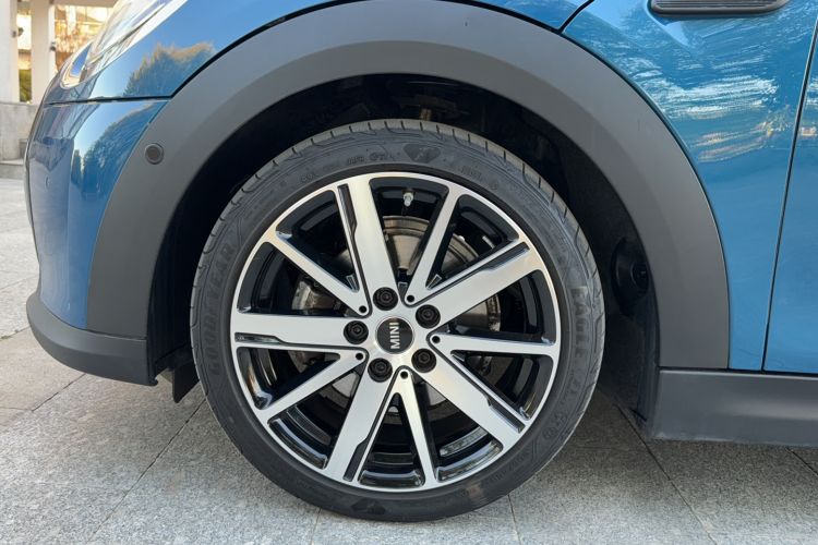 Used MINI 2022 1.5T COOPER Artist