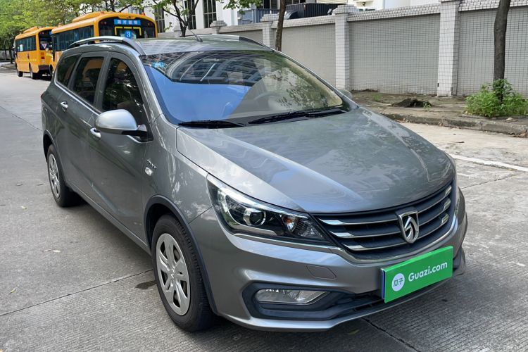 Used Baojun 310W 2017 1.5L Manual Comfort Version China VI Emission Standard