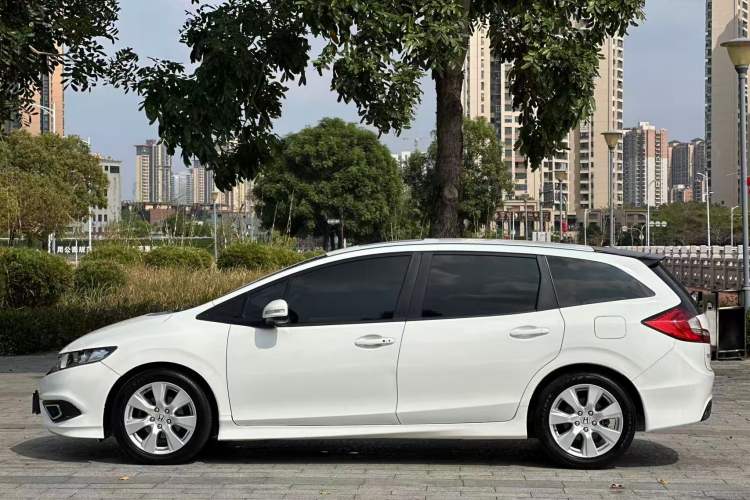 Used Honda Jade 2014 1.8L Automatic Comfort Elite Version 5 Seats