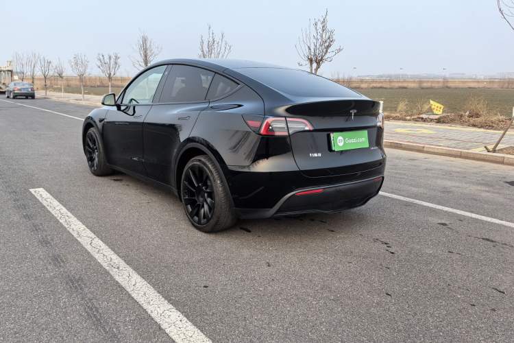 Used Tesla Model Y 2021 Standard Range Rear-Wheel Drive Version
