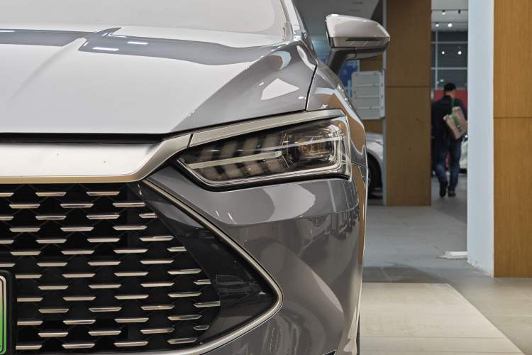 Used BYD Qin PLUS 2023 Champion Edition DM-i 55KM Leading Model