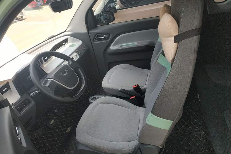 Used Wuling Hongguang MINIEV 2021 Macaron Premium Model – Lithium-NMC