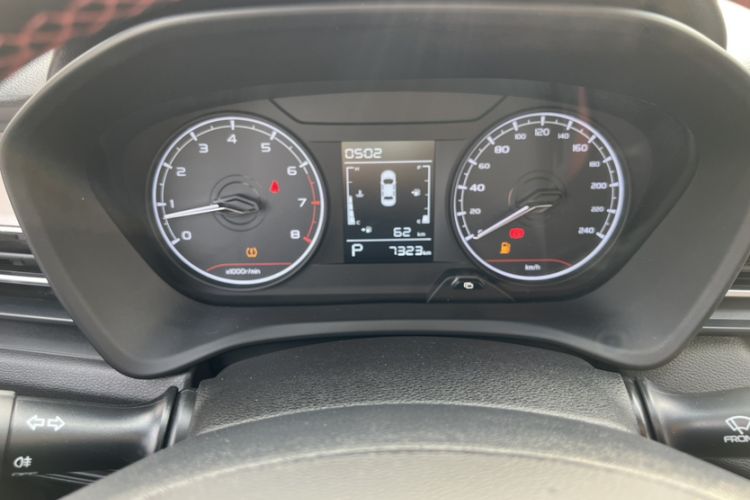 Used Geely Auto Vision X3 2021 PRO 1.5L CVT Deluxe Model
