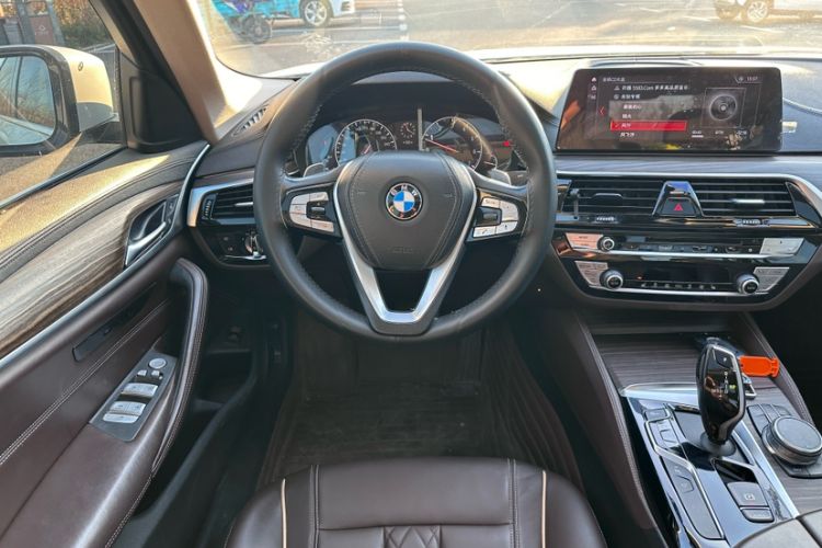 Used BMW 5 Series 2019 530Li Leading Model Luxury Package
