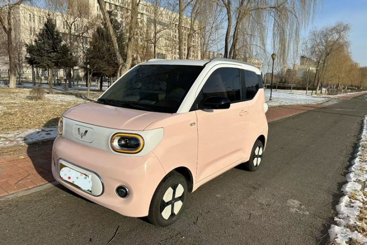 Used Wuling Hongguang MINIEV 2024 3rd Generation 215km Advanced Version