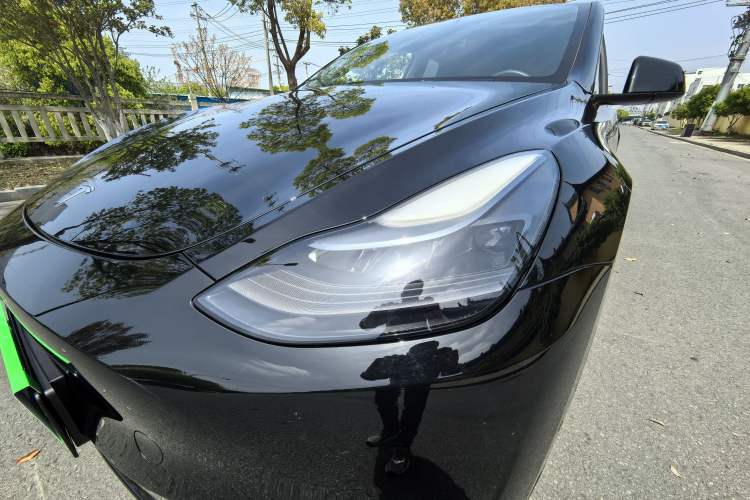 Used Tesla Model Y 2021 Standard Range Rear-Wheel Drive Version